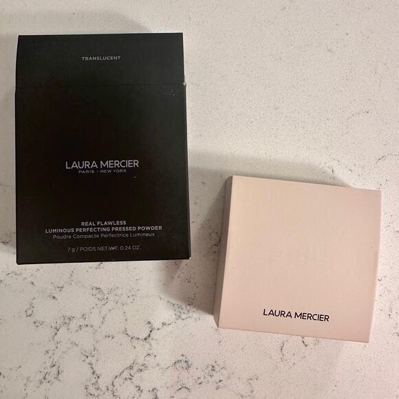 Laura Mercier NEW Real Flawless Luminous Perfecting Pressed Powder – Translucent - Picture 2 of 6